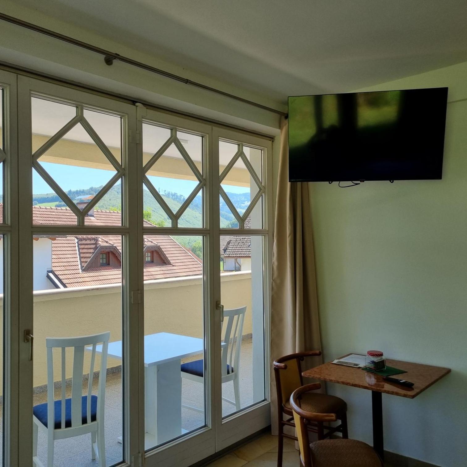 Hofstetten Villa Theresa מראה חיצוני תמונה